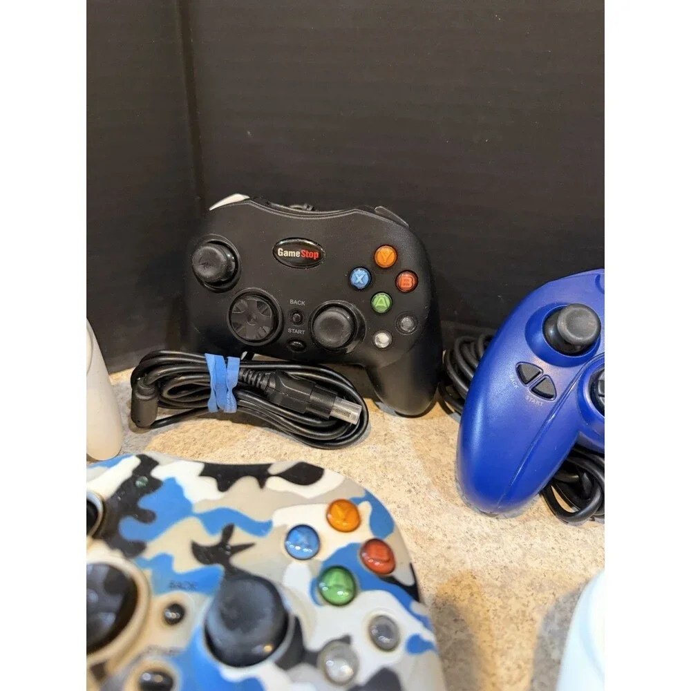 Lot of 7 Mixed Video Game Controllers GameCube Xbox PS Untested Pelican GameStop